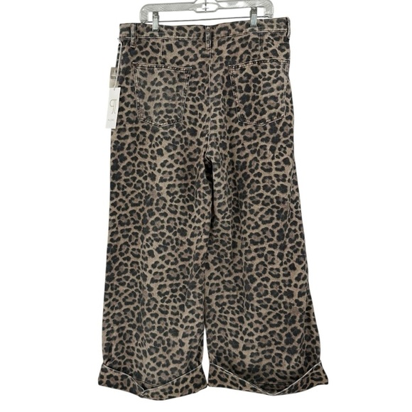 NEW Anthropologie Pilcro Leon Double Hem High-Rise Wide-Leg Cuffed Jeans Sz 32P - Picture 3 of 7